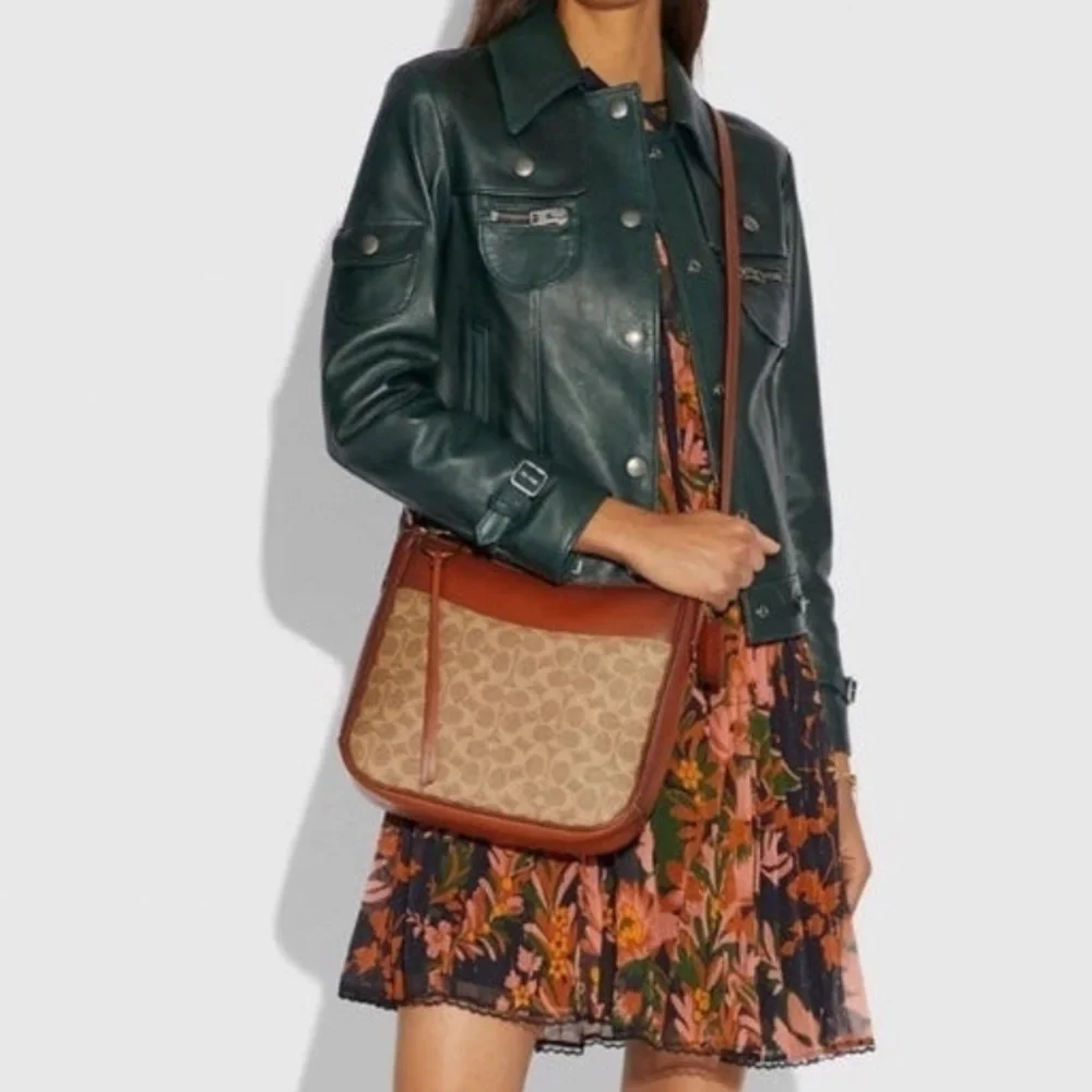 Coach Crossbody - Picture 3 of 7